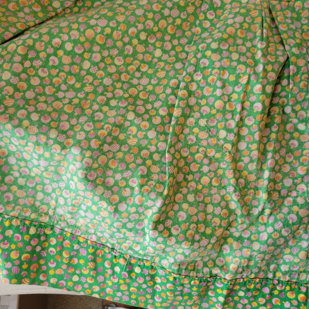 Vintage Apron ~ Handmade ~ Mushroom Pattern ~ Cottage ~ Farmhouse ~ FINAL - Picture 8 of 12